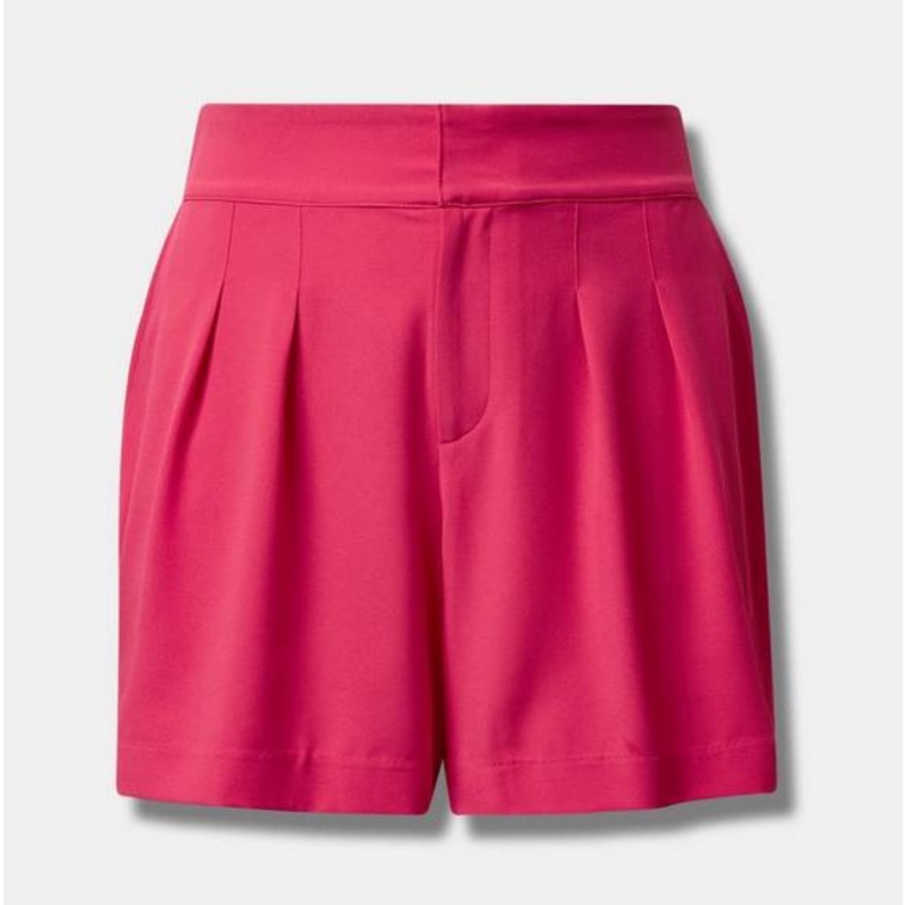 Wide Leg Studio Crepe Short